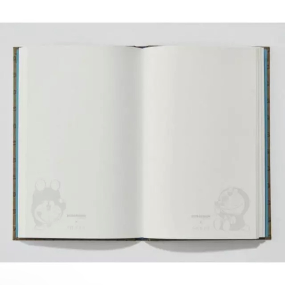 GUCCI x Doraemon Collaboration Japan Limited Novelty notebook New - Picture 3 of 3